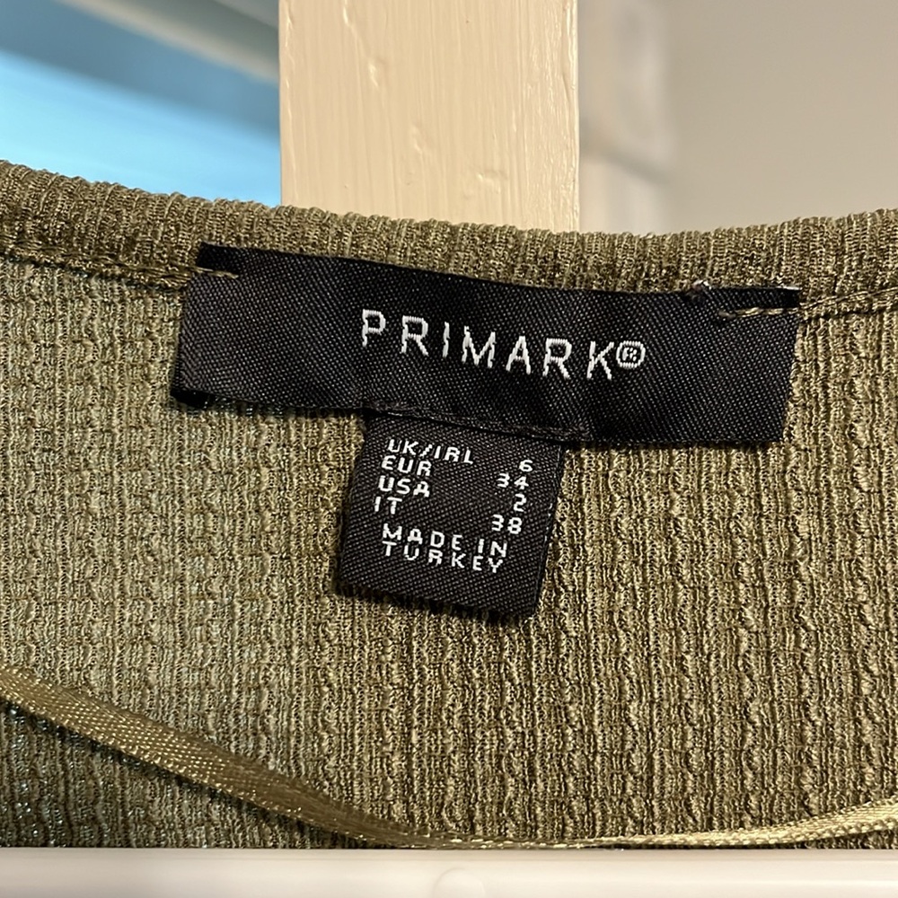 Green Casual Sundress - Picture 3 of 4